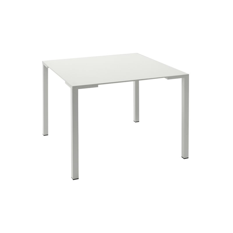 Table Standard Togo