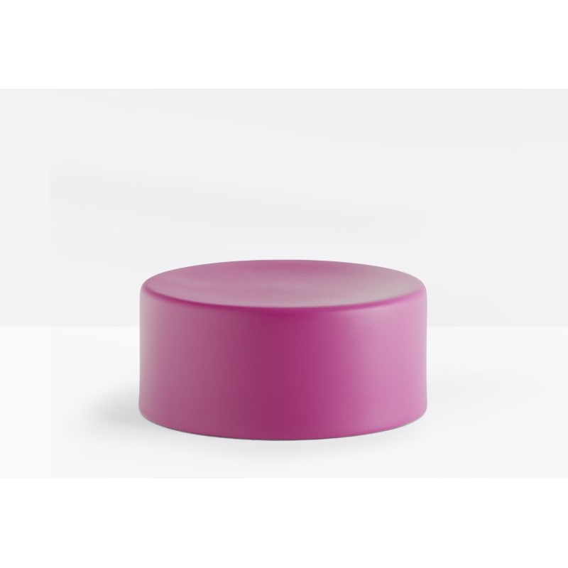 Wow 66 coffee table / pouffe